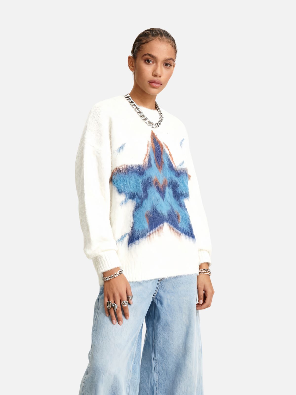 Haaura Star Graphic Sweater
