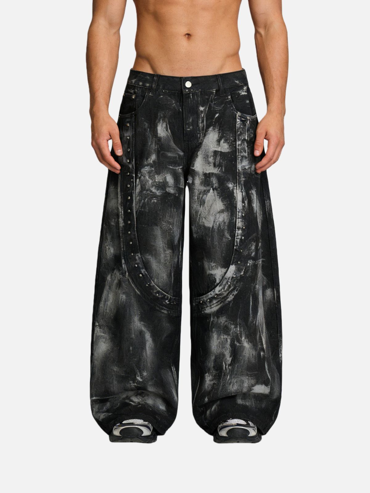 Haaura Distressed Paint-Splash Jeans