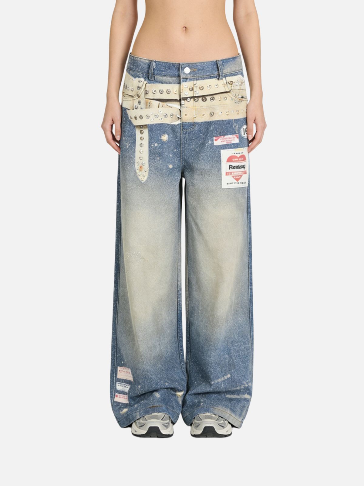 Haaura 16 Studded Belt Jeans