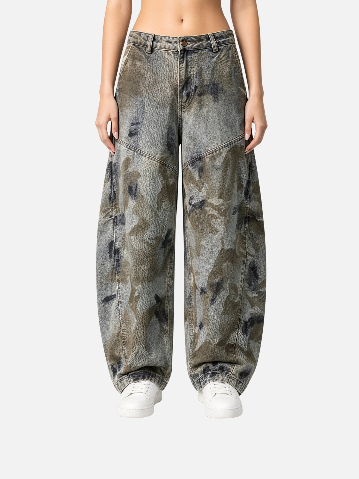 Haaura Camo Cargo Cropped Super Baggy Pants