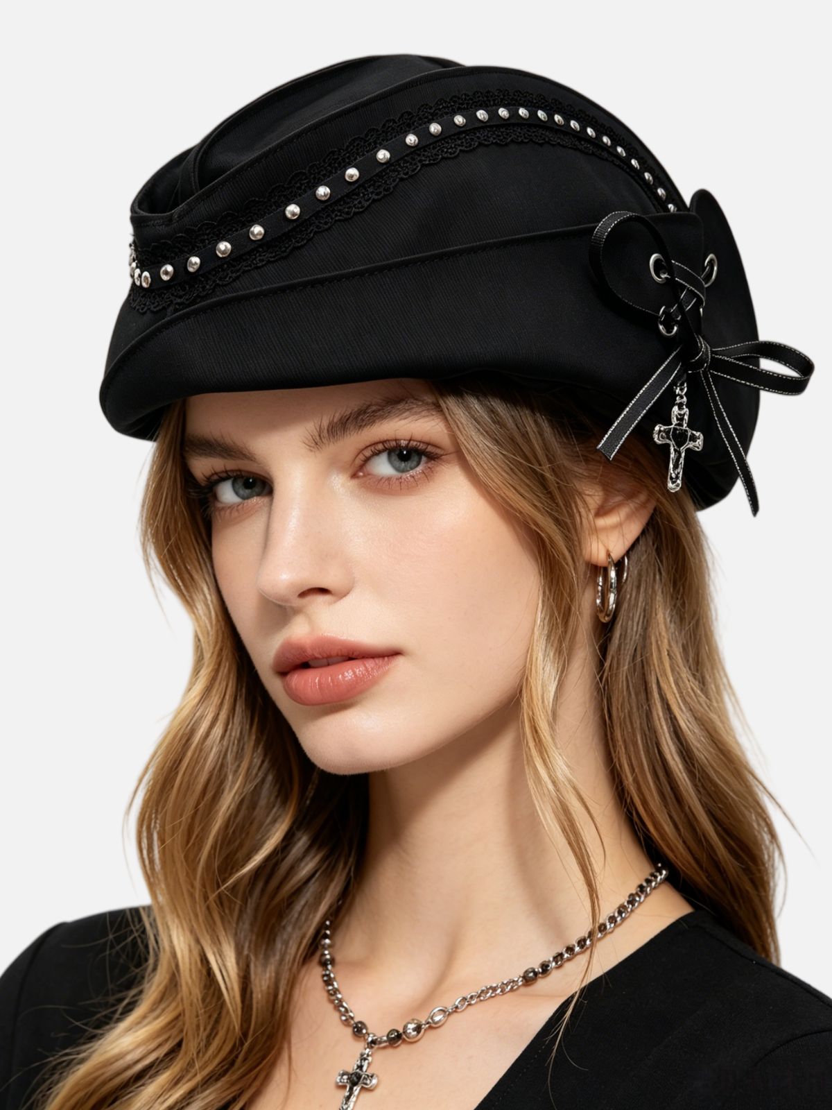 Haaura Cross Charm Rivet Beret
