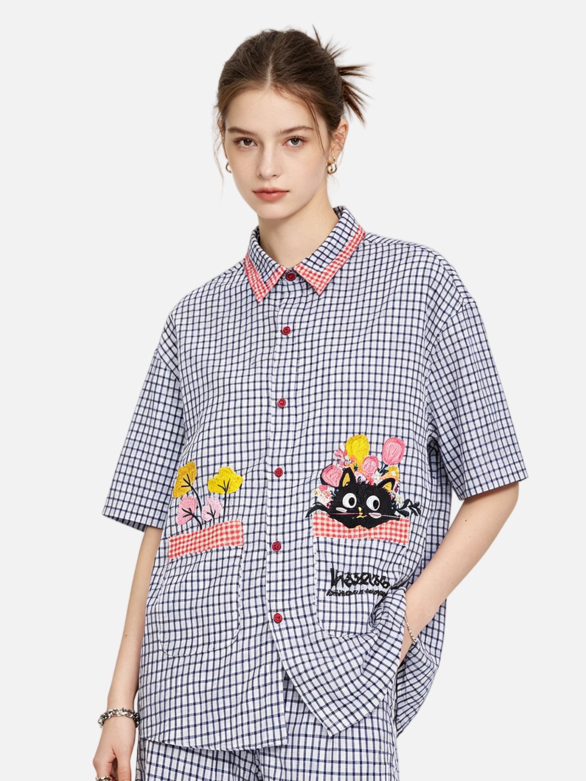 Haaura Cat & Floral Embroidered Short Sleeve Shirt