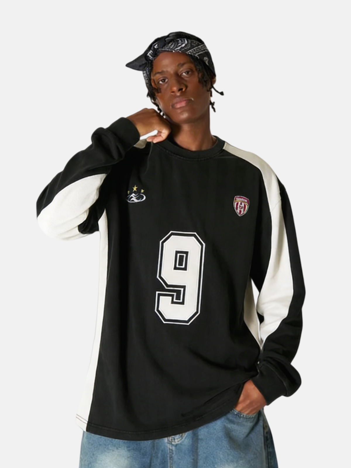 Haaura 9 Star Stripe Crewneck Sweatshirt