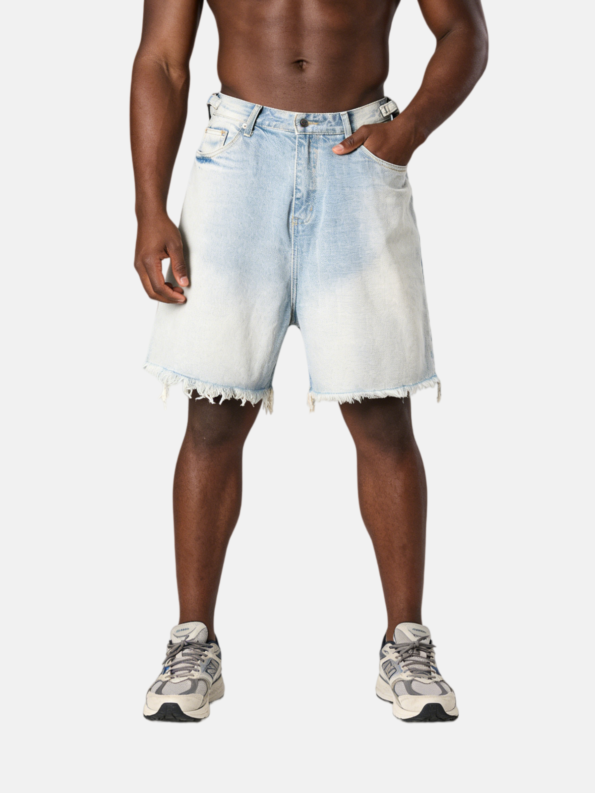 Haaura Washed Gradient Frayed Hem Mid-Rise Jorts